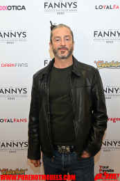 TheFannys-325