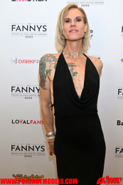 TheFannys-343
