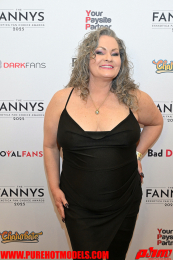 TheFannys-384