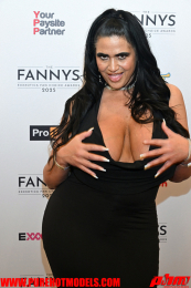 TheFannys-386