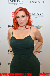 TheFannys-447