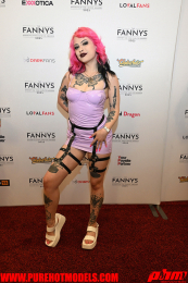 TheFannys-471