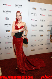 TheFannys-528