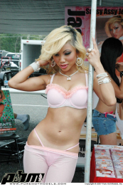NHRA_Girls_6_10_280