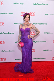 RedCarpet-320