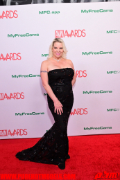 RedCarpet-600