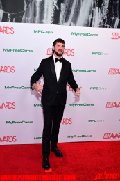 RedCarpet-2070