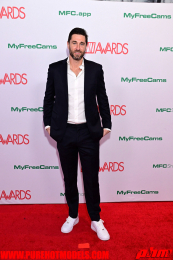 RedCarpet-2084